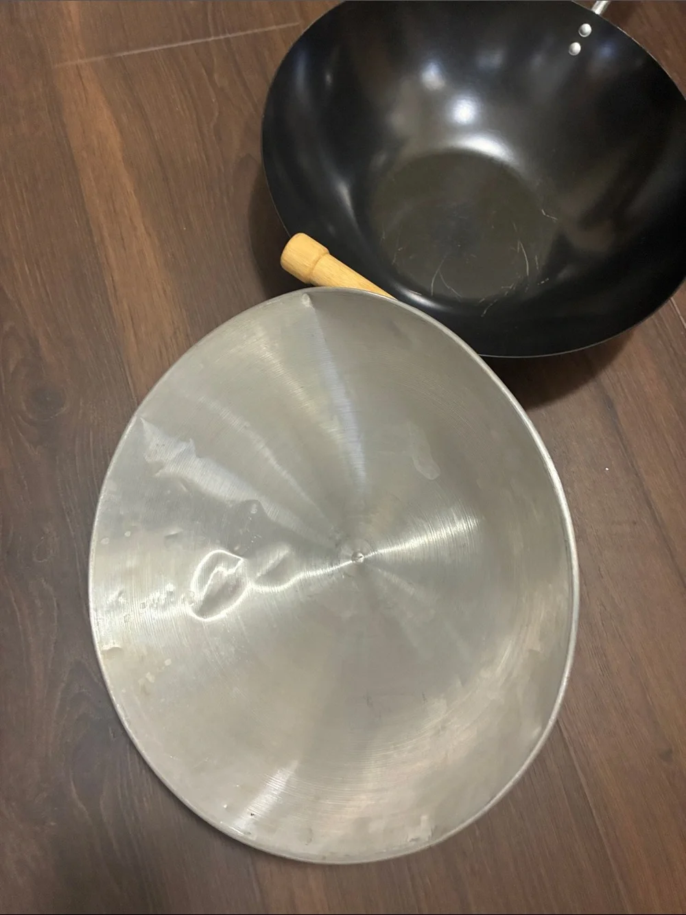 Joyce Chen Classic Black Carbon Steel Wok with Lid and Wooden Handles Teflon